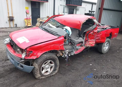 2002 Toyota Tacoma Base V6 из США, поврежденный, VIN 5TEWN72NX2Z107153